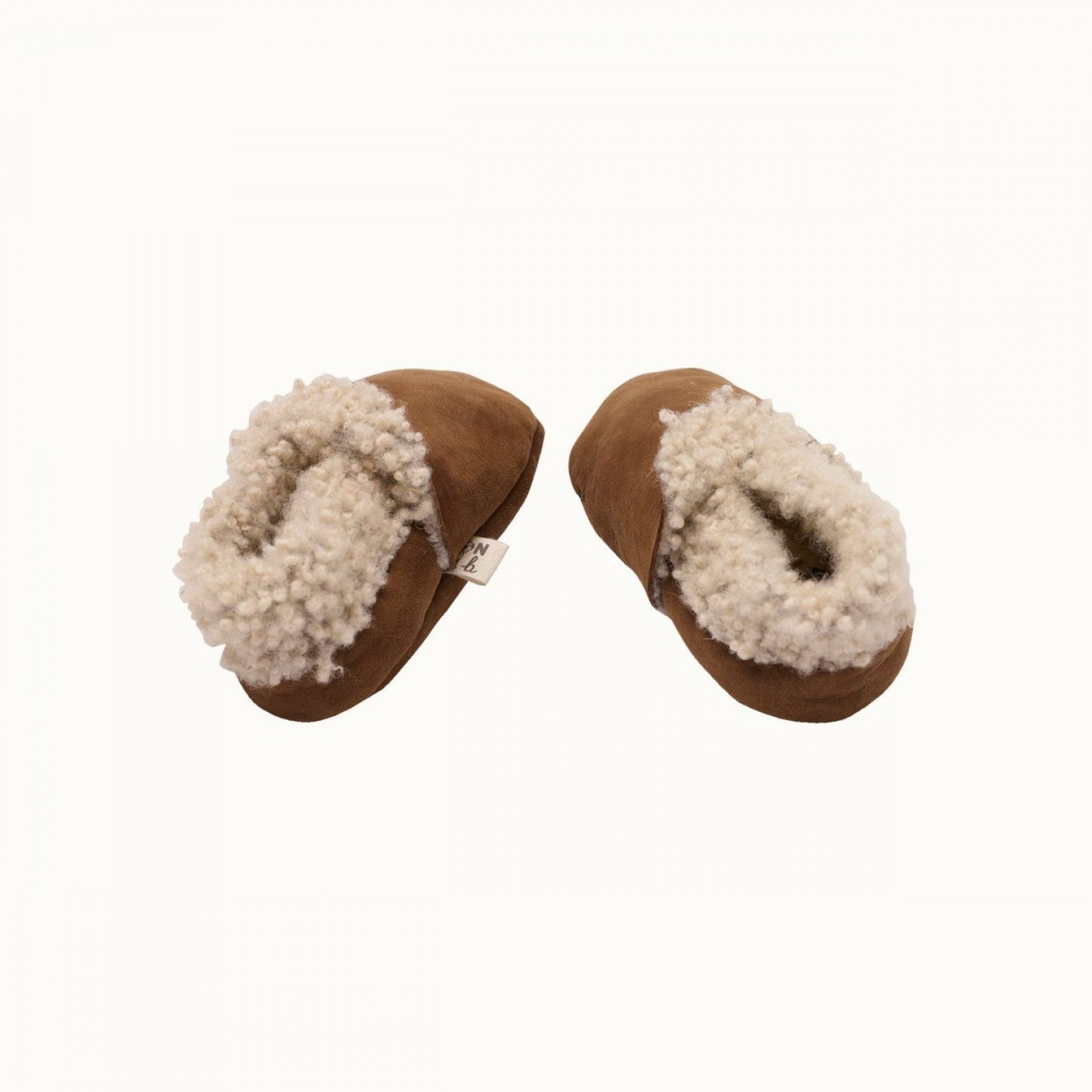 nature baby lambskin booties in cinnamon