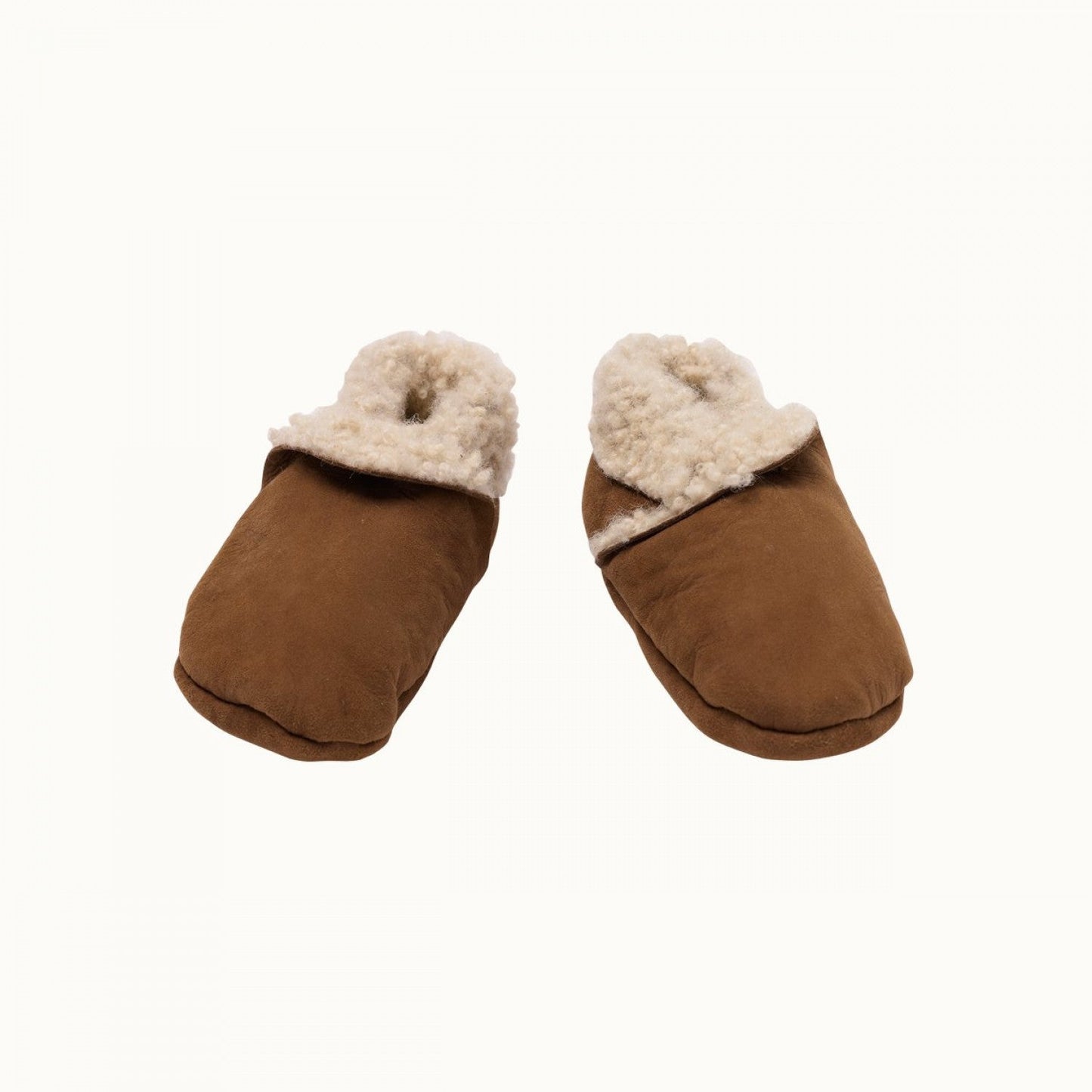 nature baby lambskin booties in cinnamon