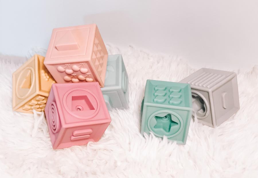 petite eats silicone building blocks set